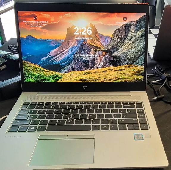 HP EliteBook 840 G5 14" (500GB SSD, Intel Core i5 7th Gen., 1.70 GHz, 16 GB RAM) - Bzixx