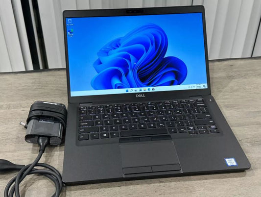 Dell/HP Core i7 - 8th Generation | 16GB RAM , 256GB SSD | 2K HD Display | 6Hours+ Battery Backup - Bzixx